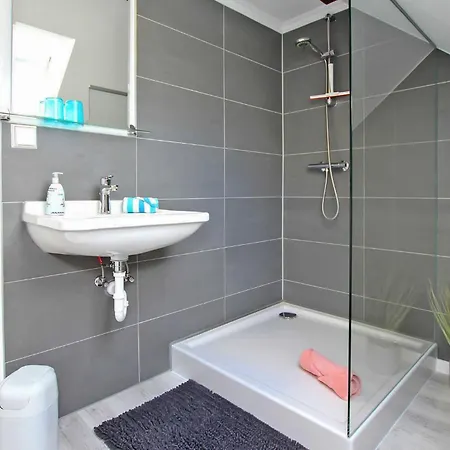 Gorgeous In Malchow With Kitchen * Malchow (Mecklenburg-Vorpommern)